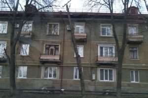 Жители Каменки Пензенской области боятся кренящегося столба