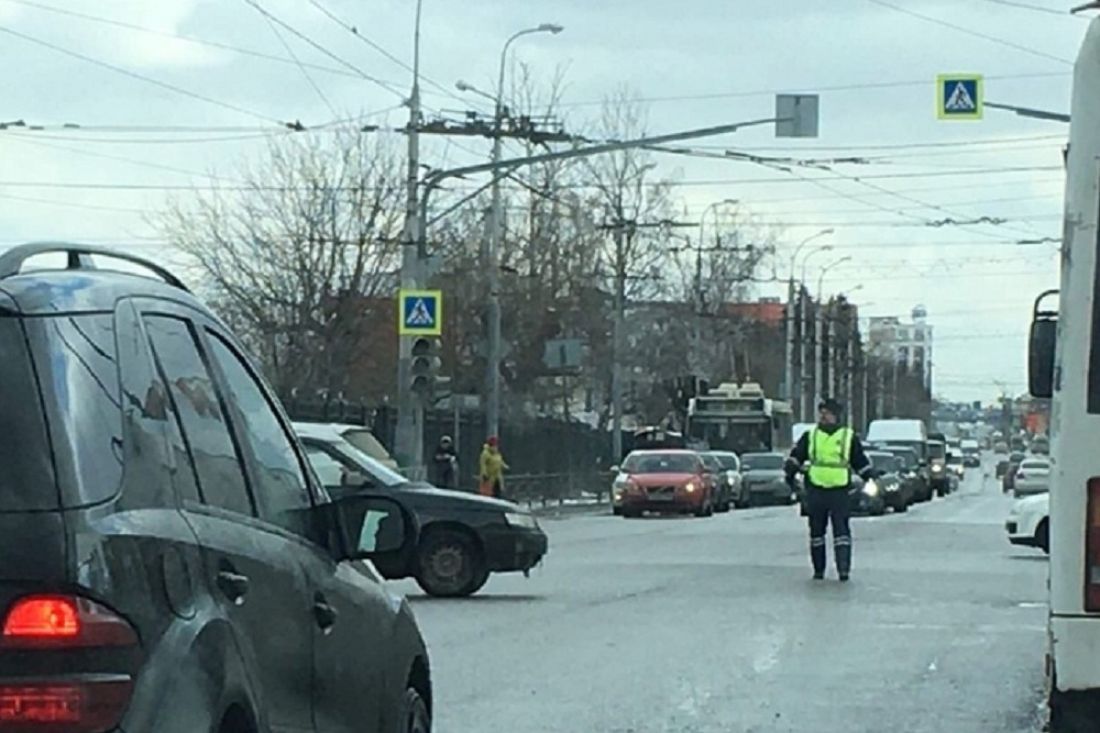 Пензенцев предупреждают о пробке на центральной улице города