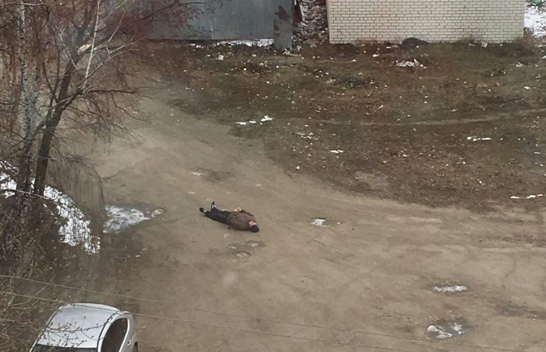 В Пензенской области был обнаружен лежащий на дороге мужчина