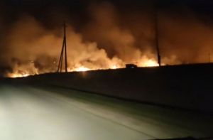 Автомобилисты сняли видео обширного пожара в Пензенской области