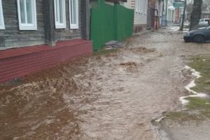 Потоп в Кузнецке, данные о коронавирусе и задержание авторитета: новости за 20 апреля