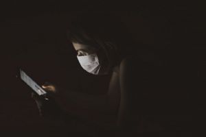 Стало известно, на ком будут испытывать вакцину от коронавируса в России