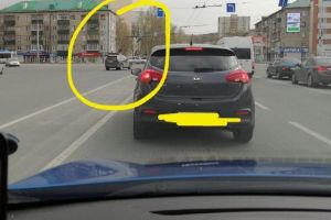 Пензенец возмущен выбором «правильной» дорожной полосы водителя на иномарке