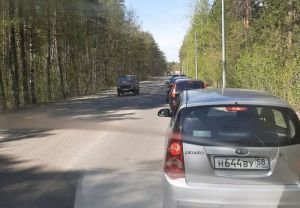 На дороге под Пензой образовалась огромная пробка
