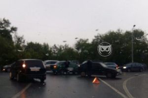 Пензенцы сообщили об аварии в Железнодорожном районе