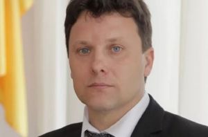 Министр образования Пензенской области пожелал выпускникам сохранить воспоминания о школьной жизни