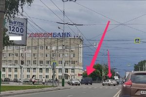 Авария с машиной такси «притормозила» движение в центре Пензы