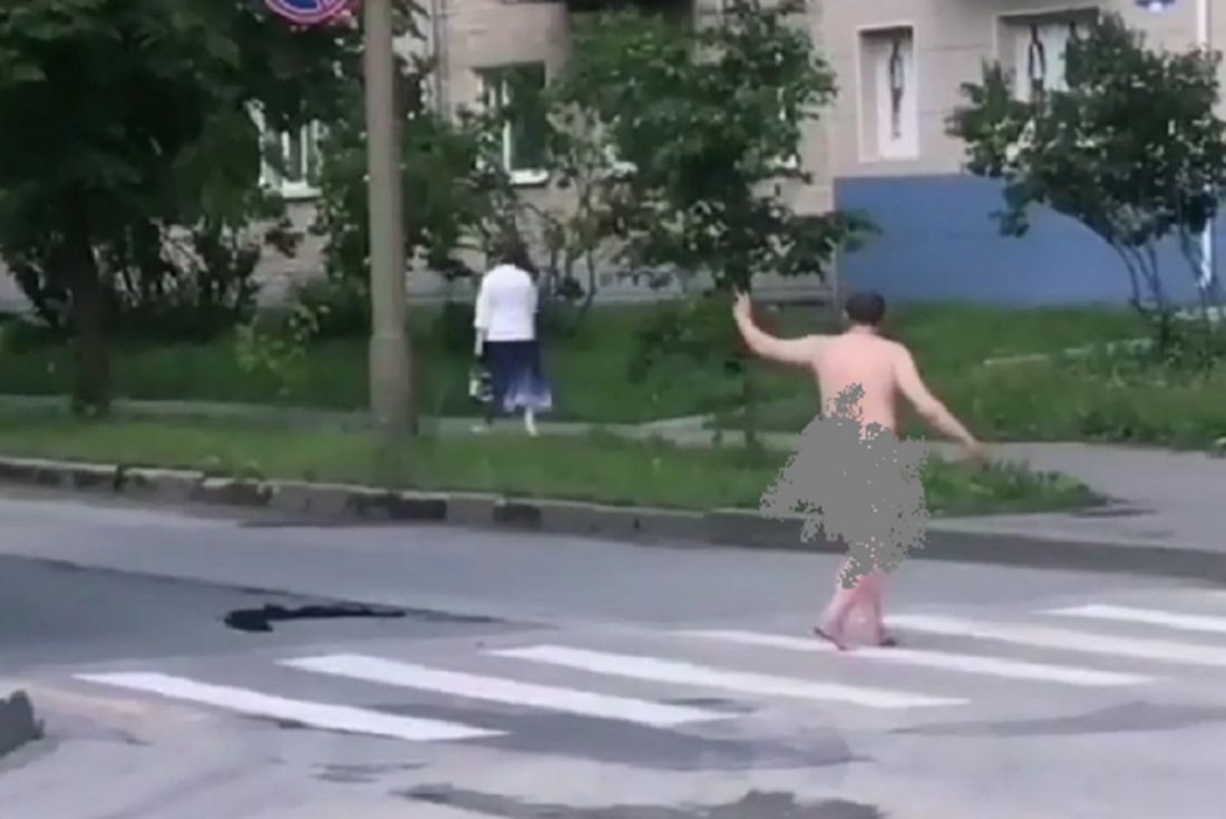 Соцсети: по улицам Заречного гулял голый мужчина