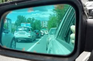 В центре Пензы из-за аварии образовалась большая пробка