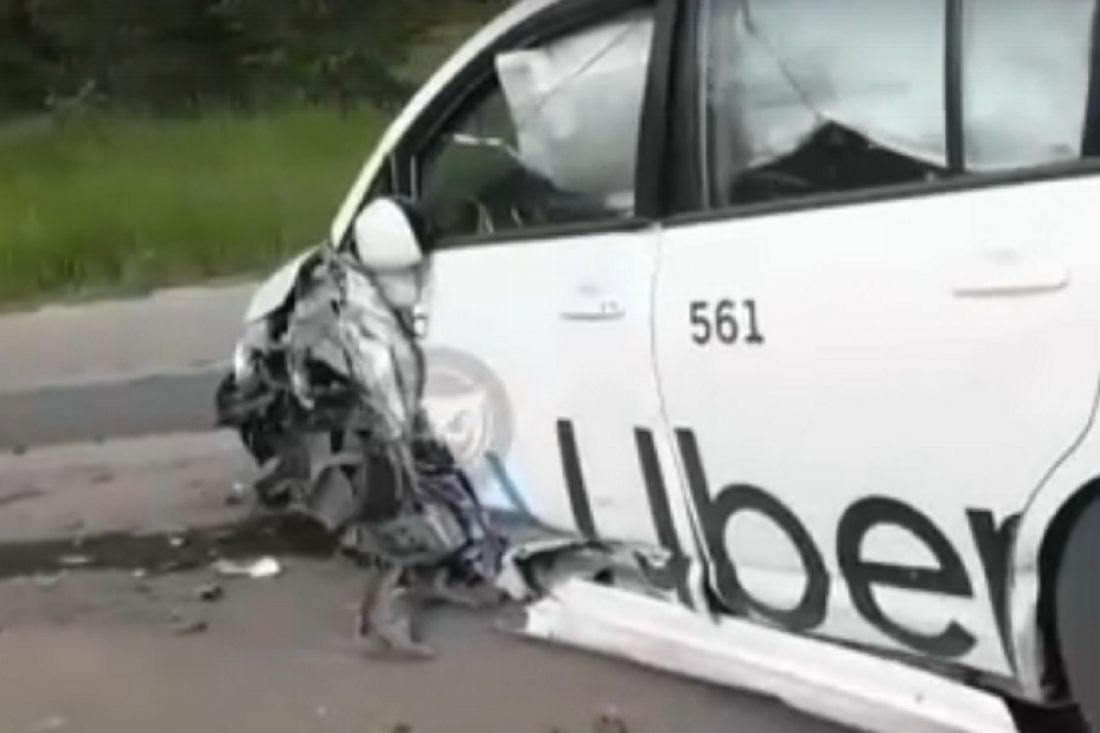 На видео попали последствия жесткого ДТП в пензенском микрорайоне Ахуны
