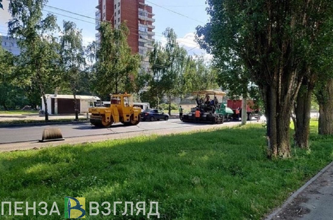 На проспекте Строителей в Пензе осложнено движение машин из-за ремонта дороги