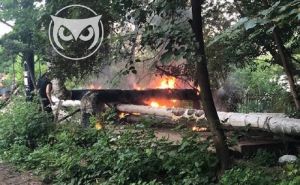 В Пензе на улице Кижеватова загорелся утеплитель трубопровода
