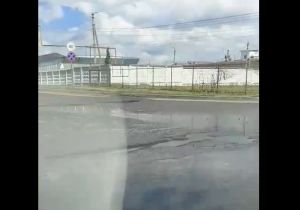 Пензенскую улицу три месяца заливает водой