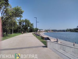 «Иногда в нем люди купаются». Пензенцев рассмешил вопрос про туалет на набережной