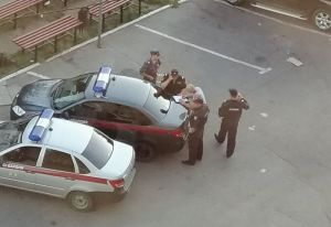 Соцсети: в Пензе на Маяке водитель избил подвыпившего прохожего