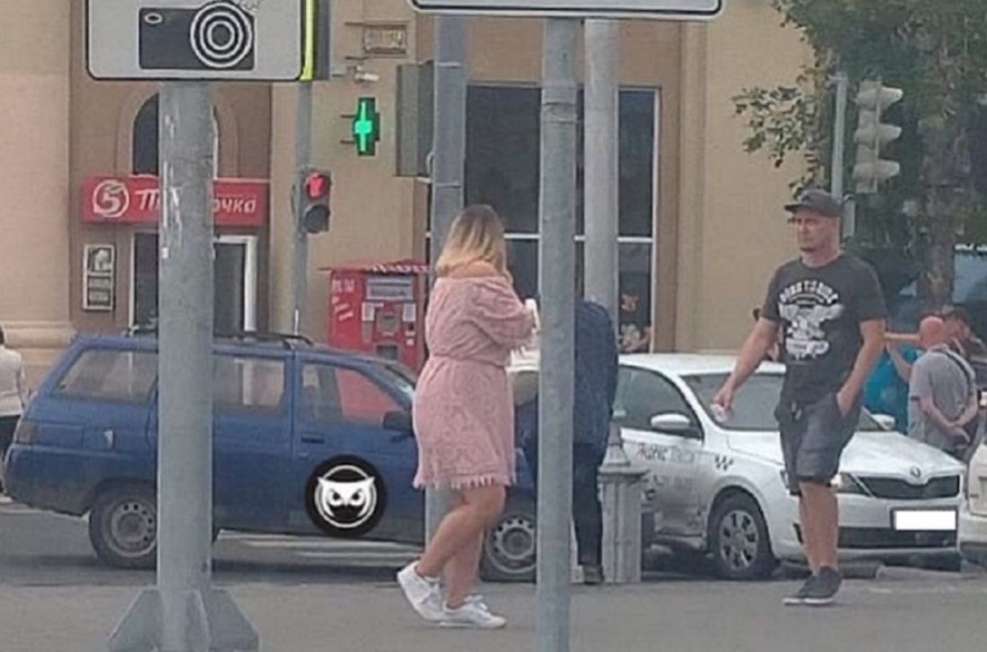 В центре Пензы из-за ДТП с «Яндекс Такси» затруднено движение машин