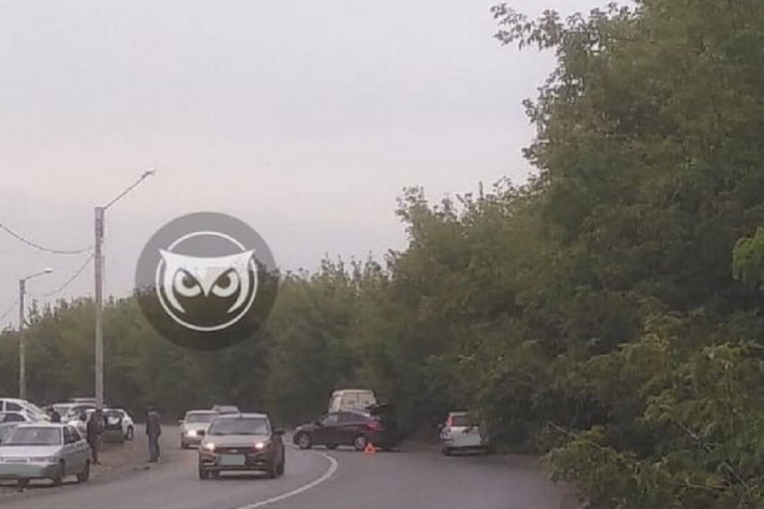 «Все живы». Очевидец рассказал о серьезной аварии в Пензе