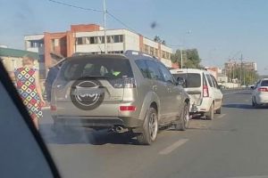 В Пензе кроссовер вмял багажник легковушки в салон