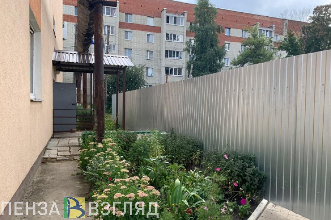 Жители Каменки рассказали о неудобствах из-за стройки рядом с их домом