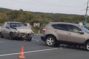 На трассе в Пензенской области в жесткую аварию попала иномарка. Фото