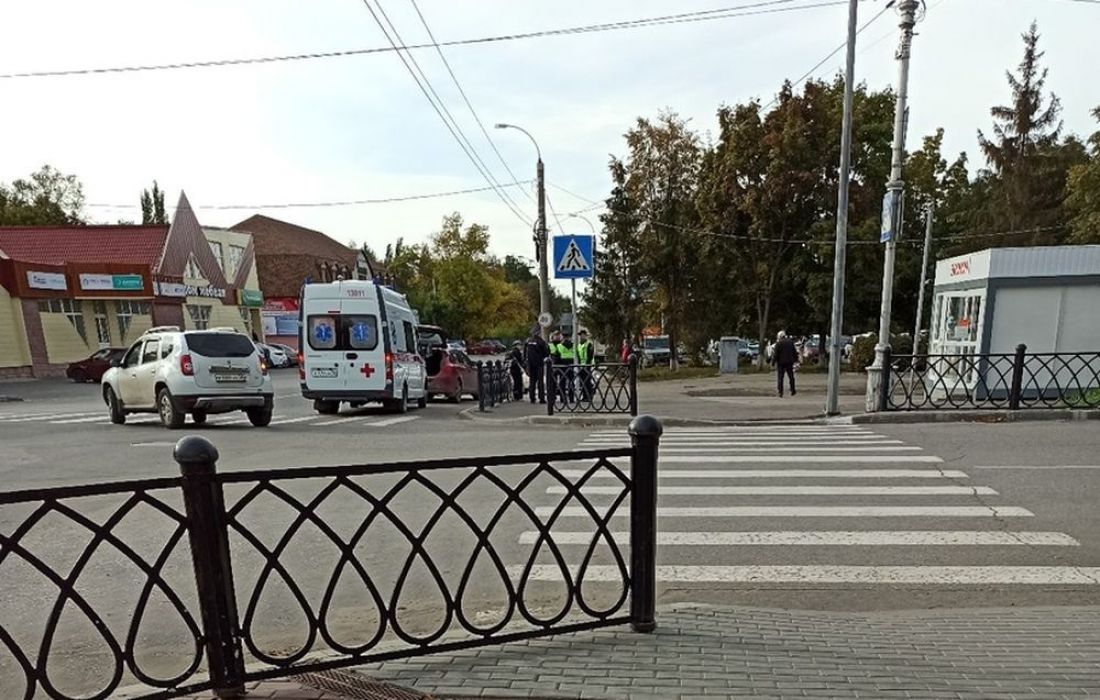 В Пензенской области автомобиль сбил пожилую женщину на велосипеде