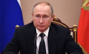 Владимир Путин поздравил губернаторов с избранием