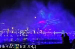 В Пензе на видео сняли поразительное лазерное шоу на новом фонтане