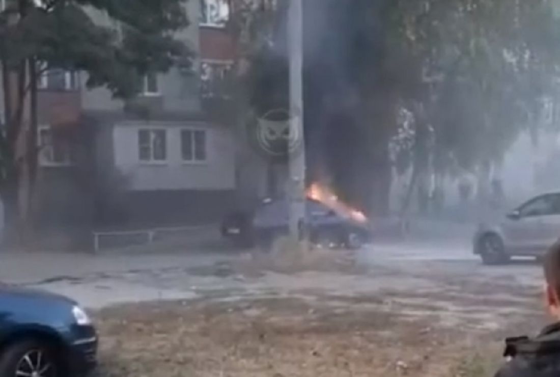 В Пензе на ул. Антонова вспыхнул автомобиль