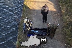 Соцсети: из Суры в центре Пензы достали тело мужчины