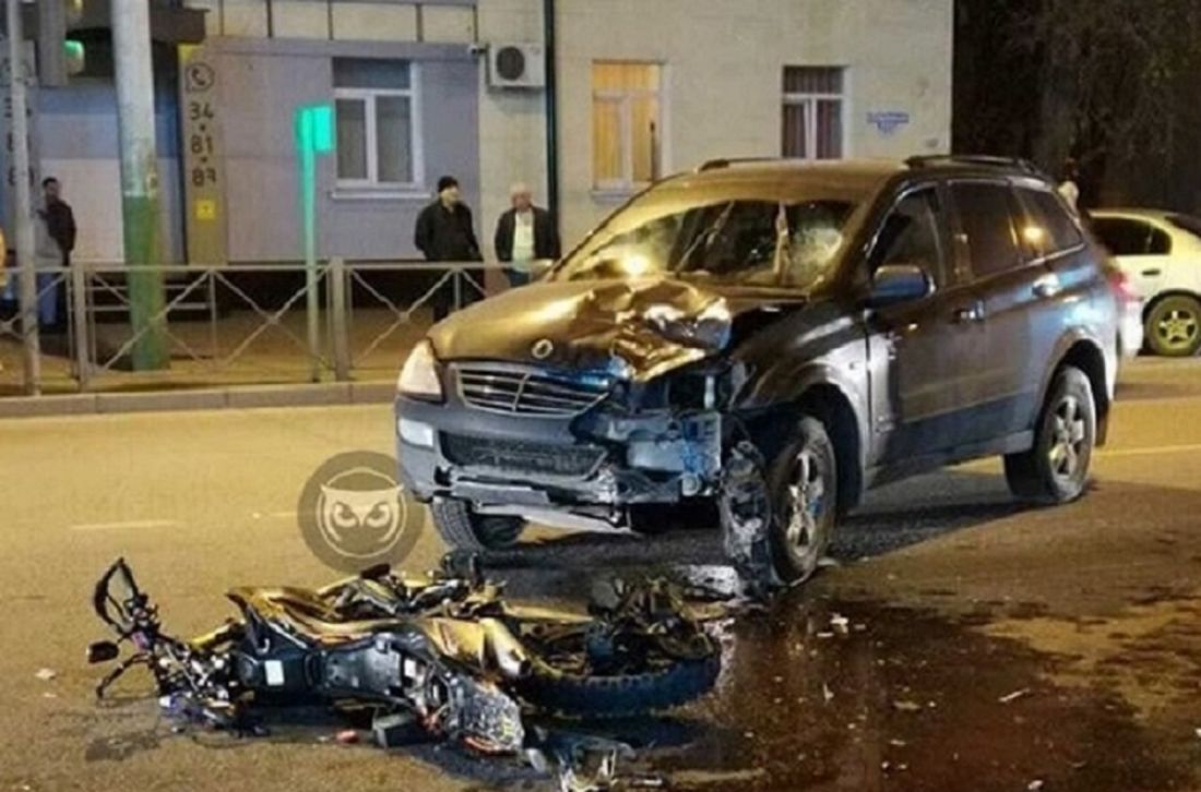 Пензенцы публикуют фото с места жесткого ДТП с мотоциклом