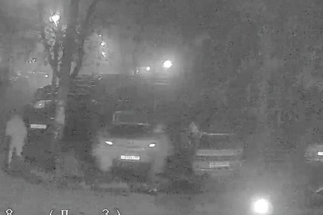«Будьте людьми». Пензенский водитель обратился к вандалам, повредившим машины