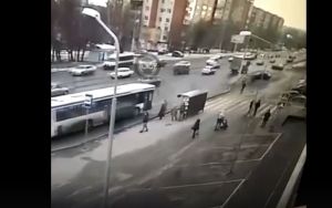 Появилось жесткое видео смертельного ДТП в Пензе на проспекте Победы