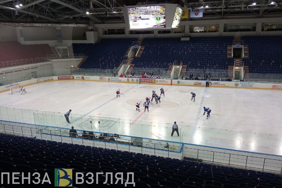 Форменный разгром. «Дизель» крупно проиграл на домашнем льду