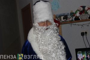 Юные пензенцы смогут поздравить Деда Мороза с днем рождения