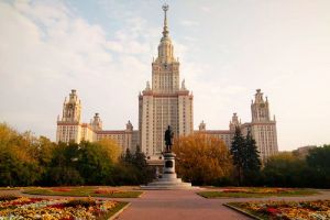 В МГУ объяснили, почему не дадут компенсацию студентам-платникам за дистанционку