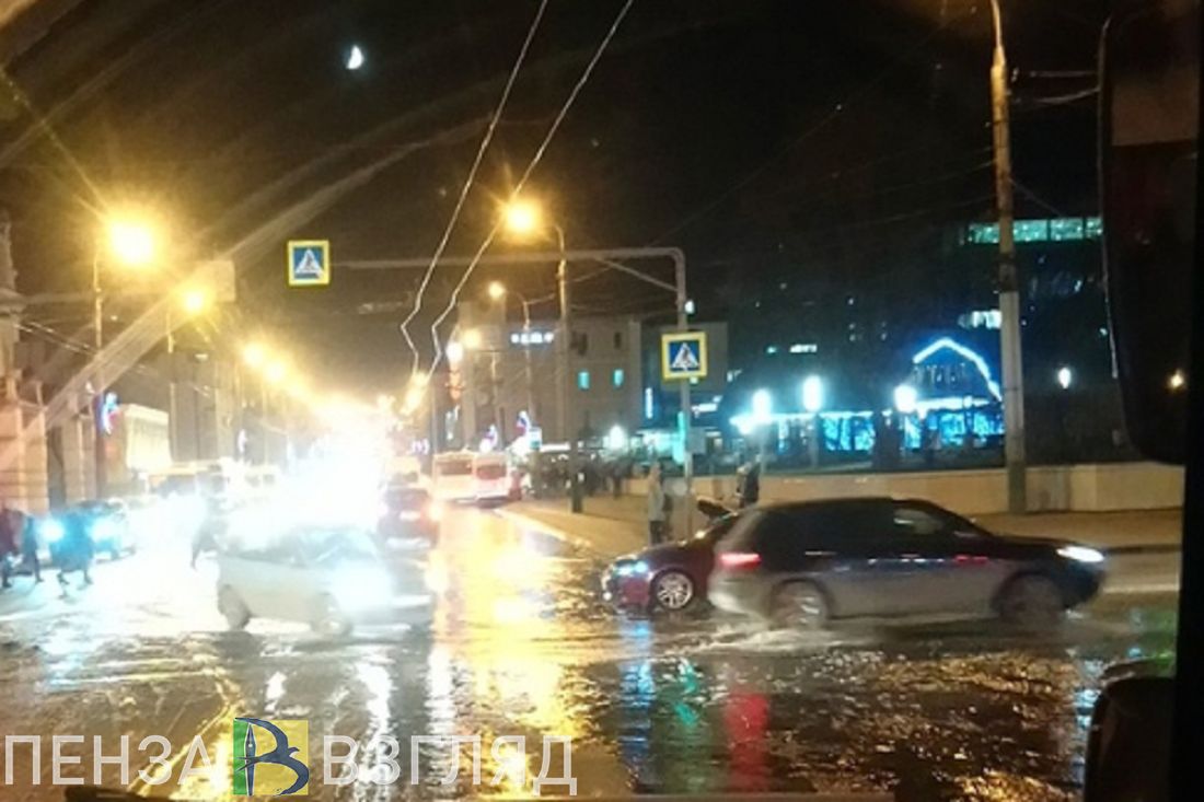 Пензячка сообщила о потопе в центре города