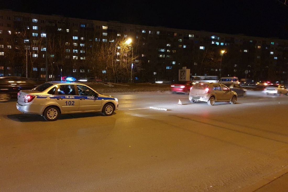 Соцсети: в Пензе возле «Самолета» сбили пешехода. Фото и видео