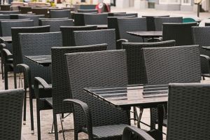 В оперативном штабе ответили на вопрос о введении масштабных ограничений по COVID-19