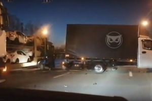 На пензенском участке трассы «Урал» произошла серьезная авария. Видео