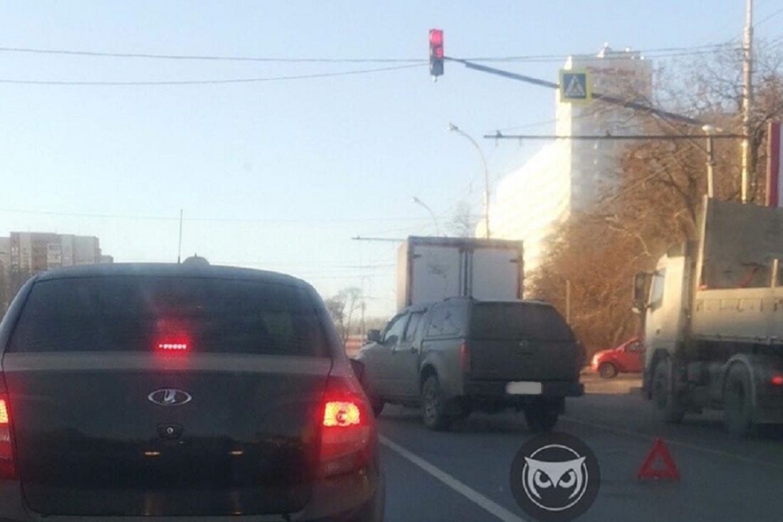 В пензенском микрорайоне Арбеково в ДТП угодил пикап