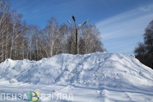 Пензенцам рассказали, куда можно пожаловаться на гололед и нечищеный снег
