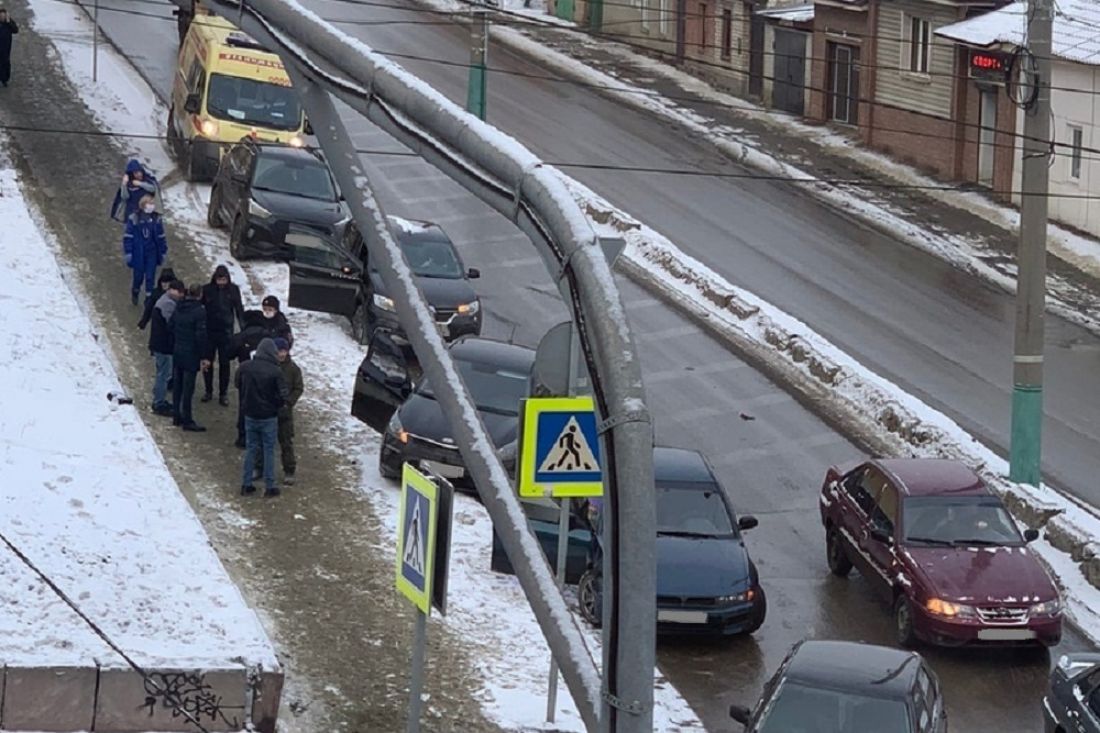 К месту «вооруженного конфликта» в центре Пензы прибыла реанимация