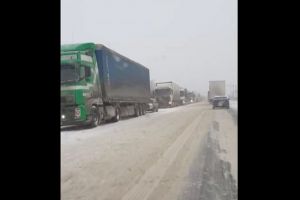 Под Пензой образовалась гигантская пробка из грузовиков