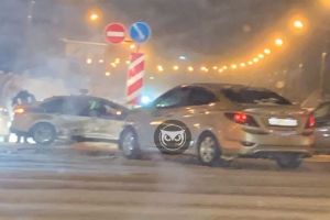 На видео попал момент тарана машины ДПС в центре Пензы