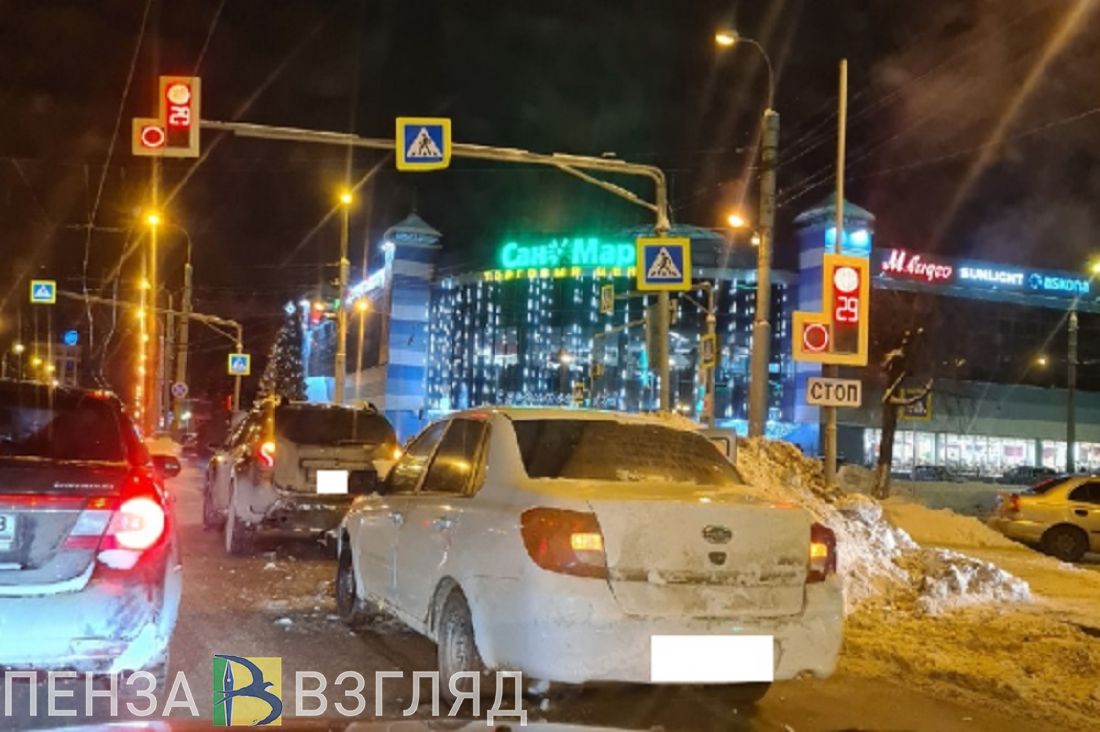 В центре Пензы в ДТП угодили две иномарки