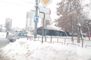 Пензенцы сообщают о пробке из-за пожара на улице Ставского