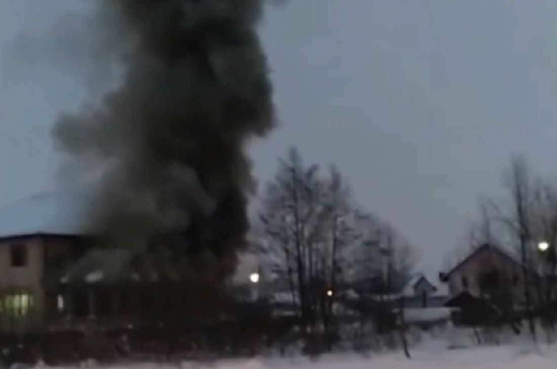 Столб черного дыма. Пензенцы поделились видео с места пожара