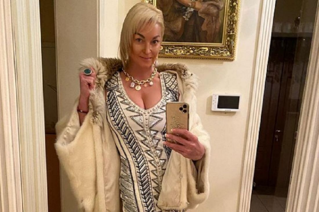 «Решила не лгать себе». Волочкова рассталась с бойфрендом в день рождения