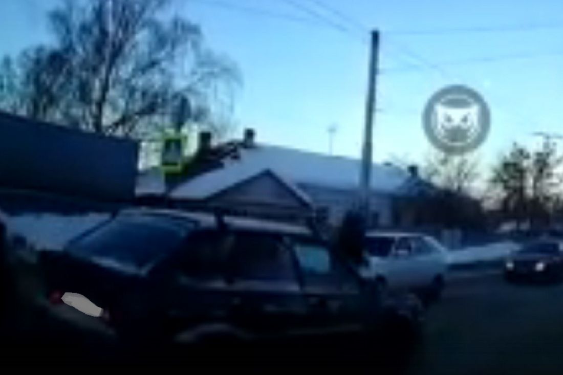На видео попал момент наезда на пешехода в Пензе