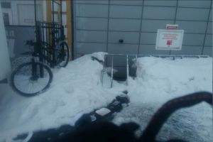 Пензенец пожаловался на нечищеную велопарковку